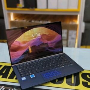 ASUS ZenBook 13-Ux333F